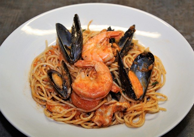 Pâtes Nouilles Moules Crevettes